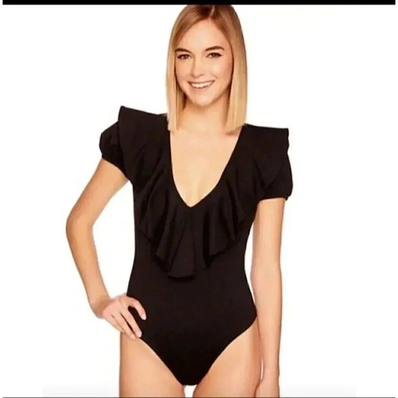 NWT Susana Monaco Short Sleeve Plunging V-Neck Flutter Bodysuit Black Size L - Picture 1 of 10